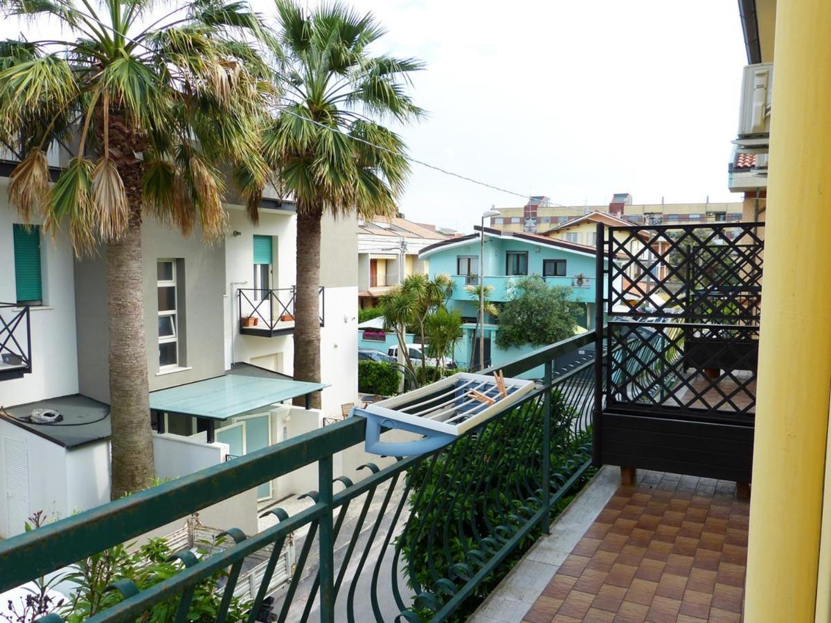 Le Mimose Bed and Breakfast Πεσκάρα Εξωτερικό φωτογραφία